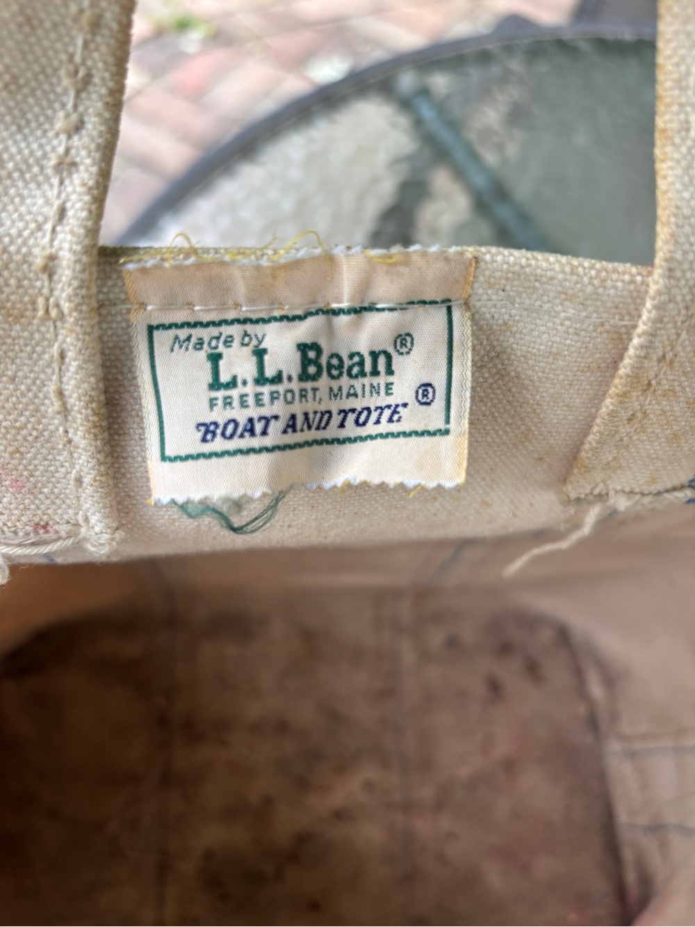 1980s Zigzag L.L. Bean Natural Canvas Tote with Red Handles - Picture 6 of 6
